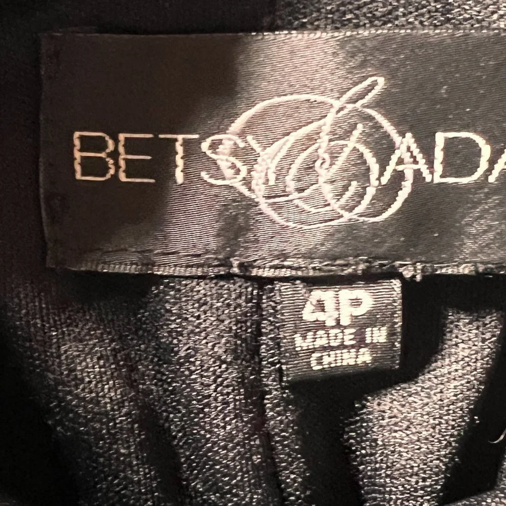 πBetsy & Adam Look at the backside.....Great looking Prom - Ball - Formal Dress - Picture 15 of 16